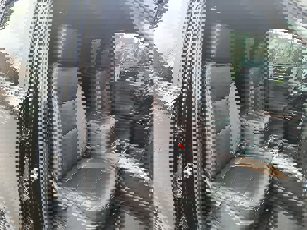 Used 2021 Chevrolet Silverado 1500 LT Trail Boss w/ Convenience Package II AWD/4WD image 23