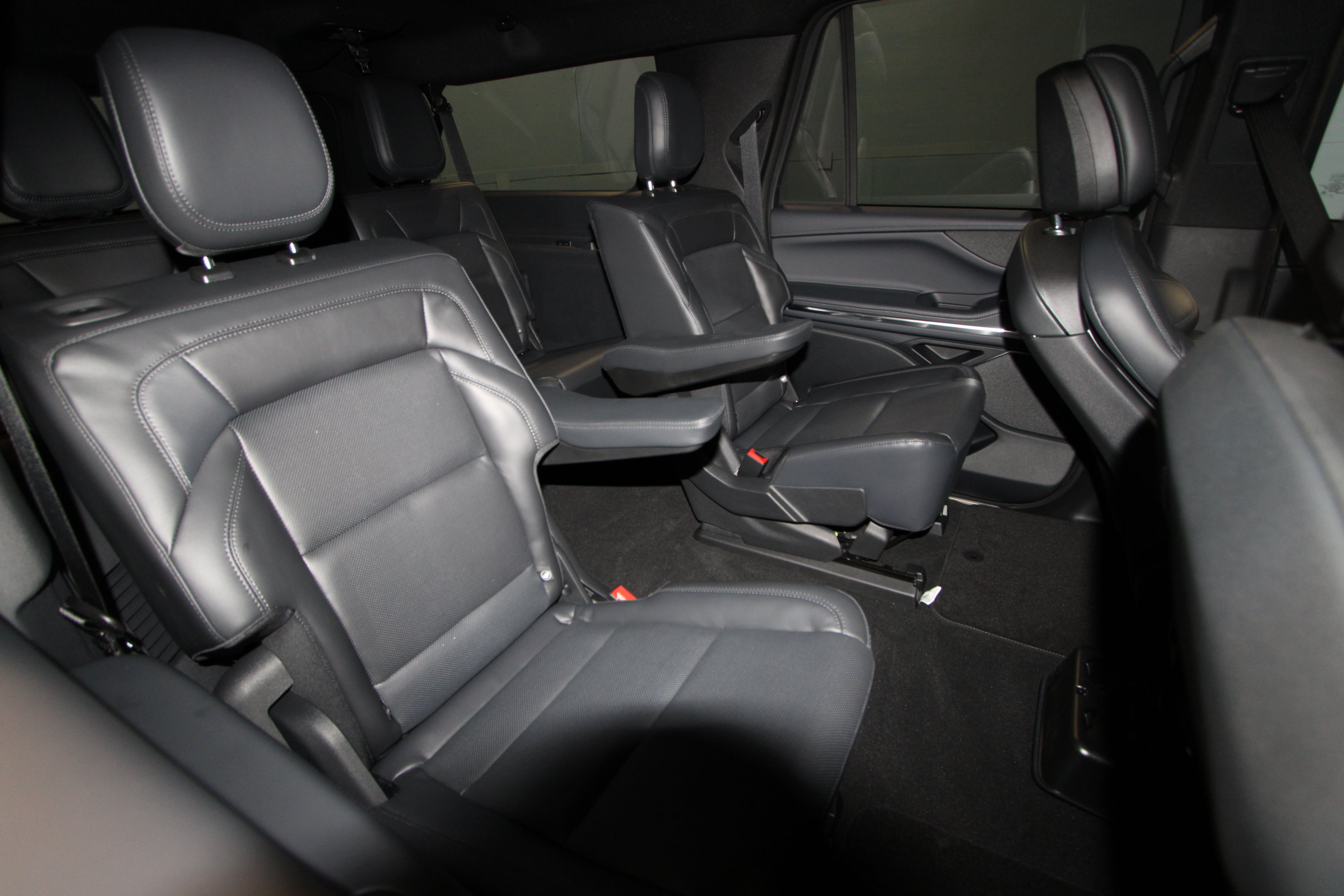 New 2027 Lincoln Navigator L Reserve w/ Jet Appearance Package AWD/4WD image 23