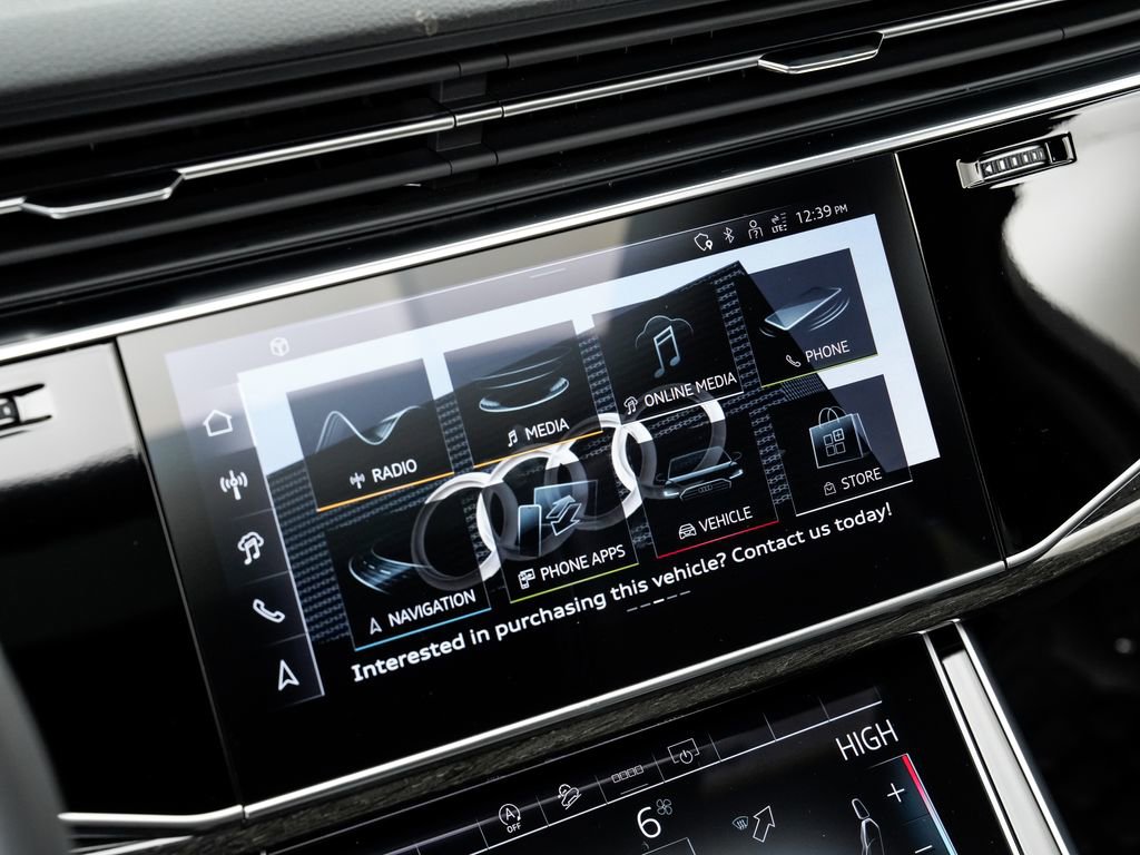 Certified 2025 Audi Q7 3.0T Premium w/ Convenience Package image 16