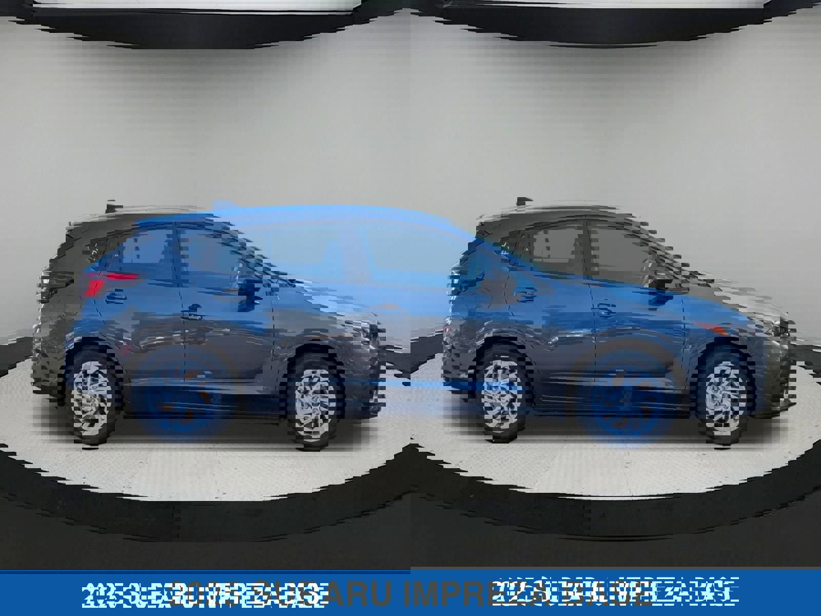 Certified 2025 Subaru Impreza 2.0i image 2