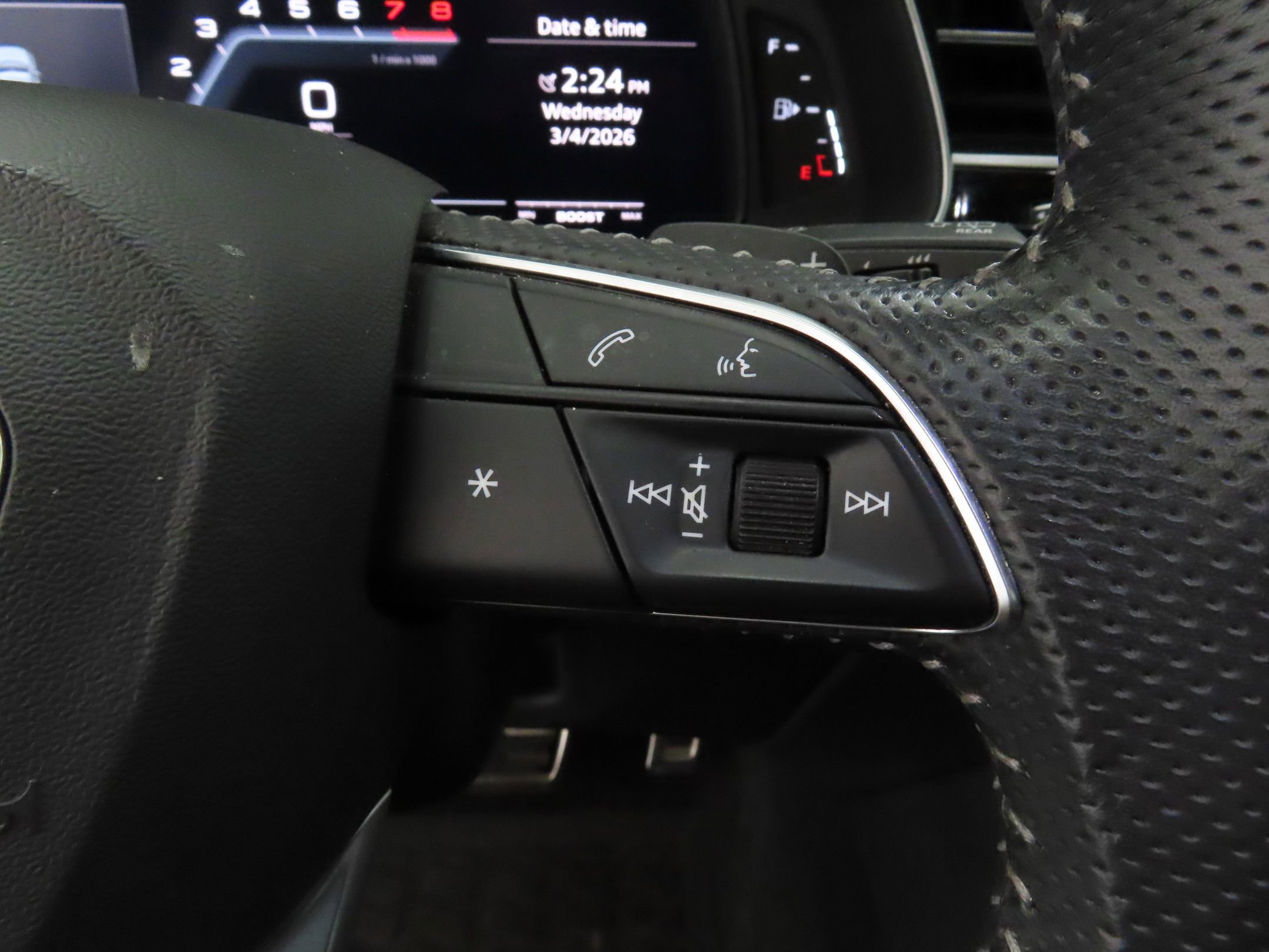 Used 2020 Audi SQ7 Premium Plus w/ SQ7 Black Optic Package image 18