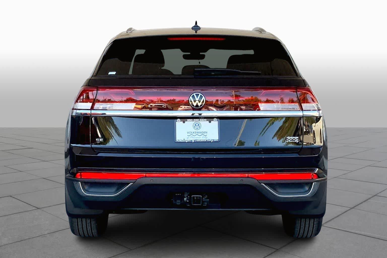 New 2026 Volkswagen Atlas Cross Sport SE FWD image 4