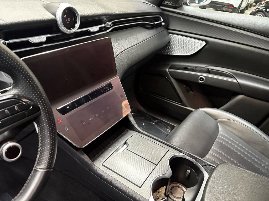 Used 2024 Maserati Grecale GT image 34