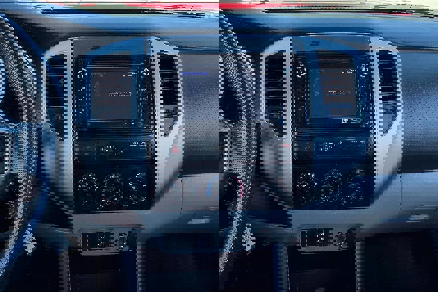 Used 2014 Toyota Tacoma PreRunner image 7