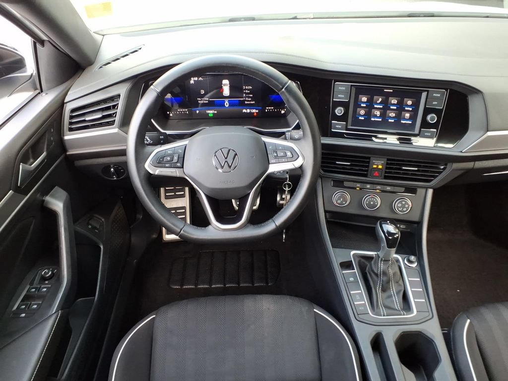 Used 2023 Volkswagen Jetta Sport FWD image 19