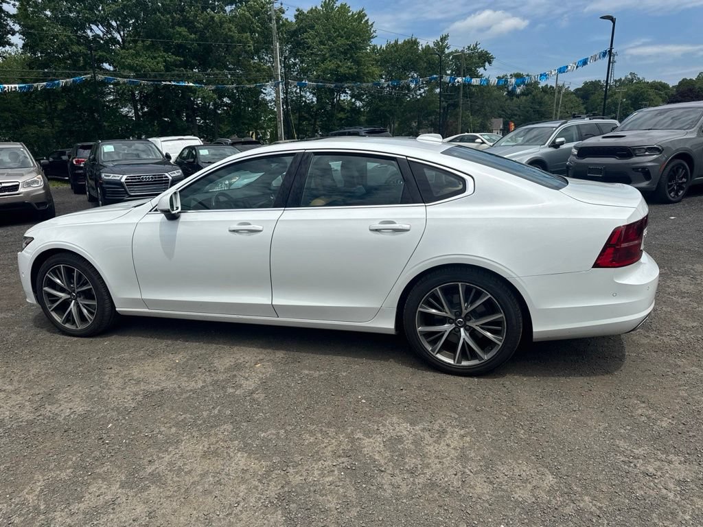 Used 2017 Volvo S90 T6 Momentum w/ Vision Package AWD/4WD image 17