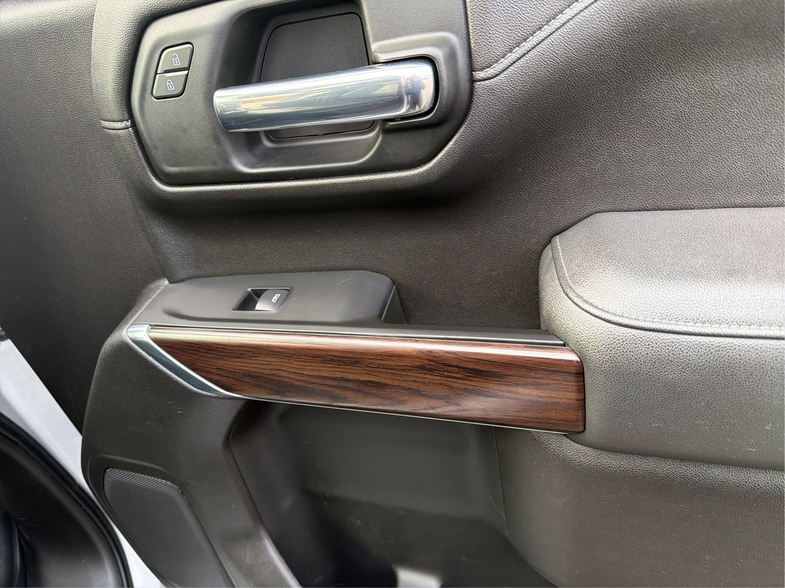 Certified 2021 GMC Sierra 1500 SLT w/ SLT Convenience Package AWD/4WD image 22