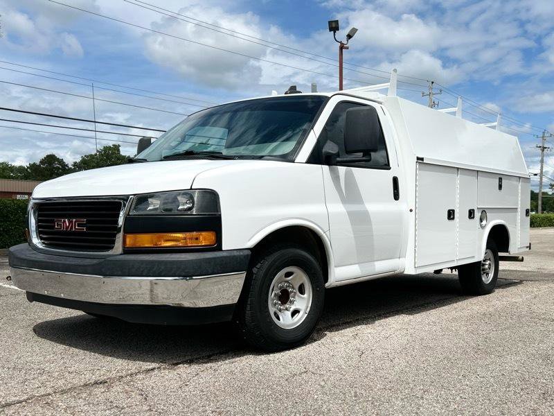 Used 2020 GMC Savana 3500 w/ Power Convenience Package RWD image 56