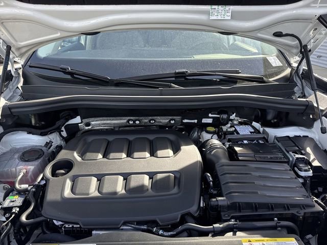 New 2026 Volkswagen Tiguan SE image 23