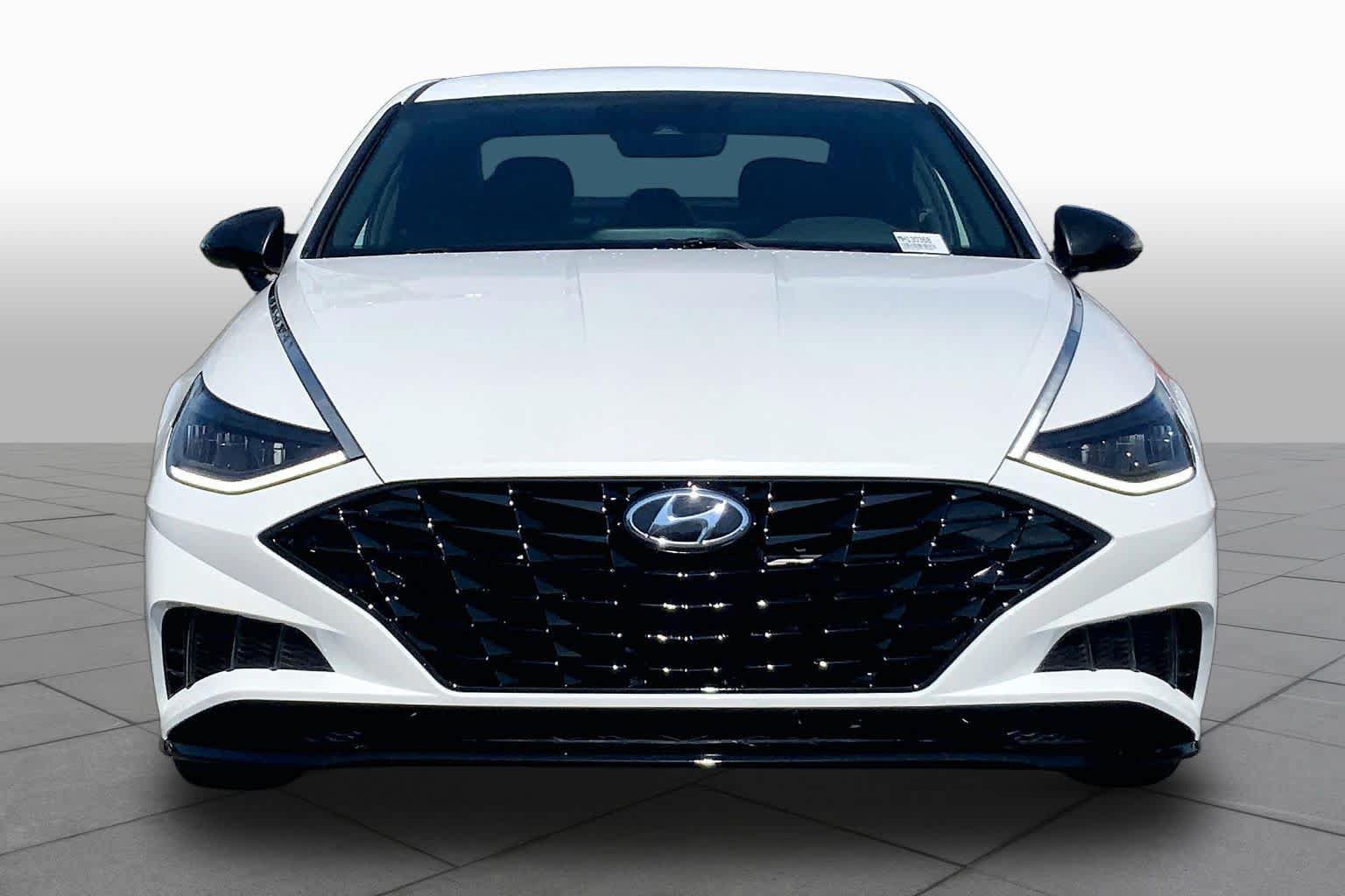 Used 2021 Hyundai Sonata SEL Plus w/ Preferred Accessory Package FWD image 4