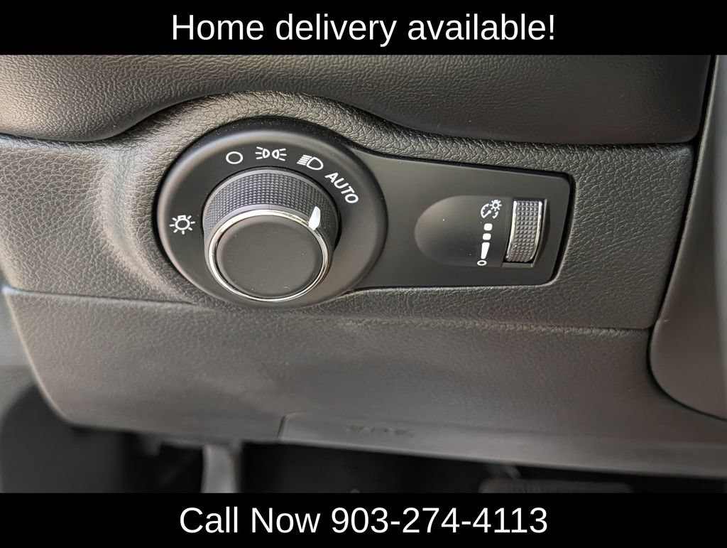 Used 2025 Dodge Durango GT RWD image 25