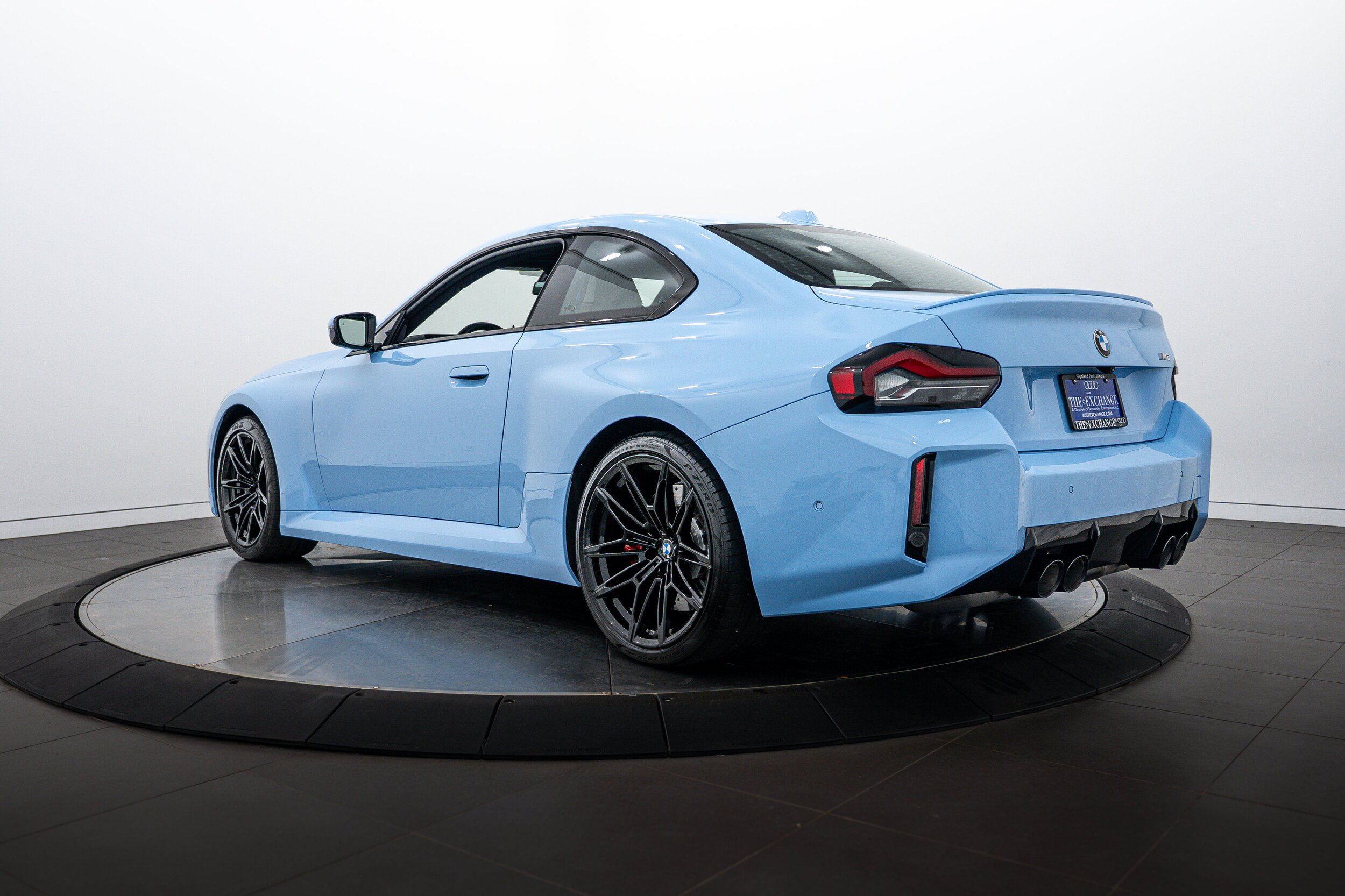 Used 2023 BMW M2 RWD image 5