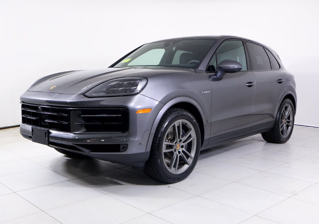 Certified 2026 Porsche Cayenne E-Hybrid AWD/4WD image 1