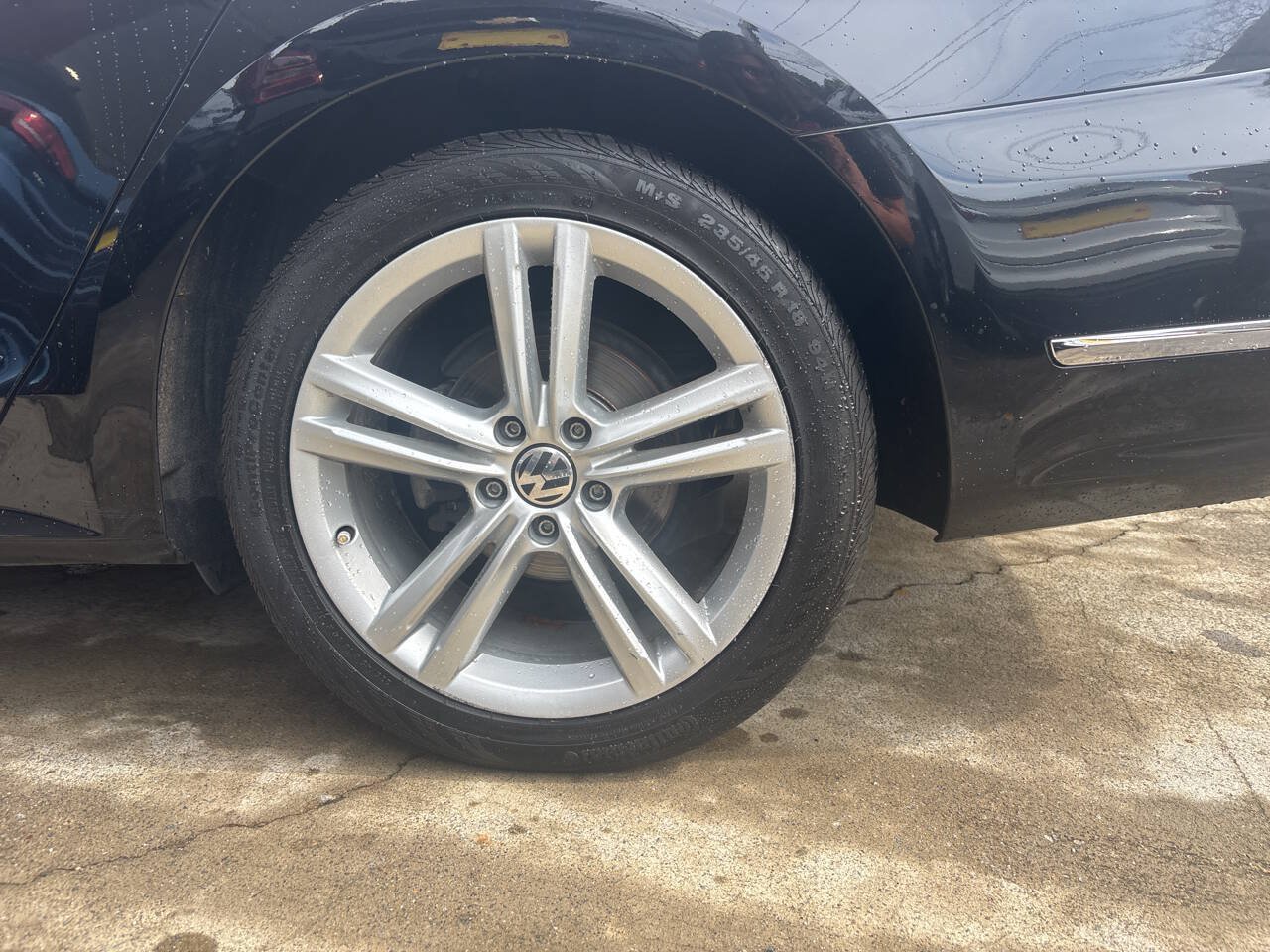 Used 2015 Volkswagen Passat 1.8T SEL Premium FWD image 17