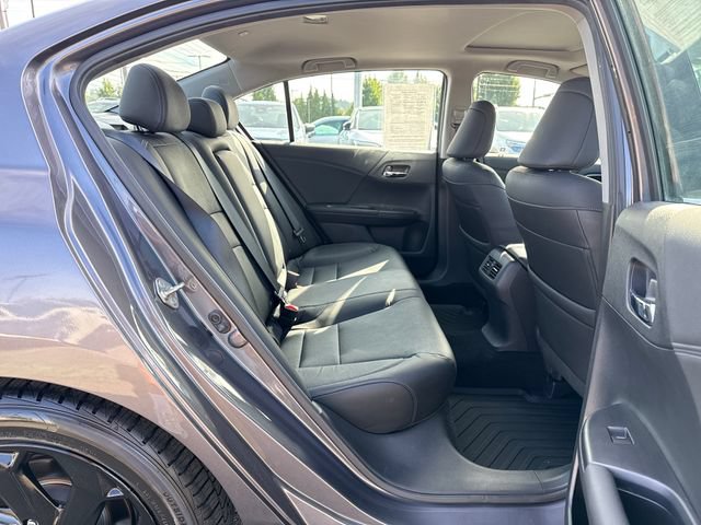 Used 2017 Honda Accord EX-L image 10