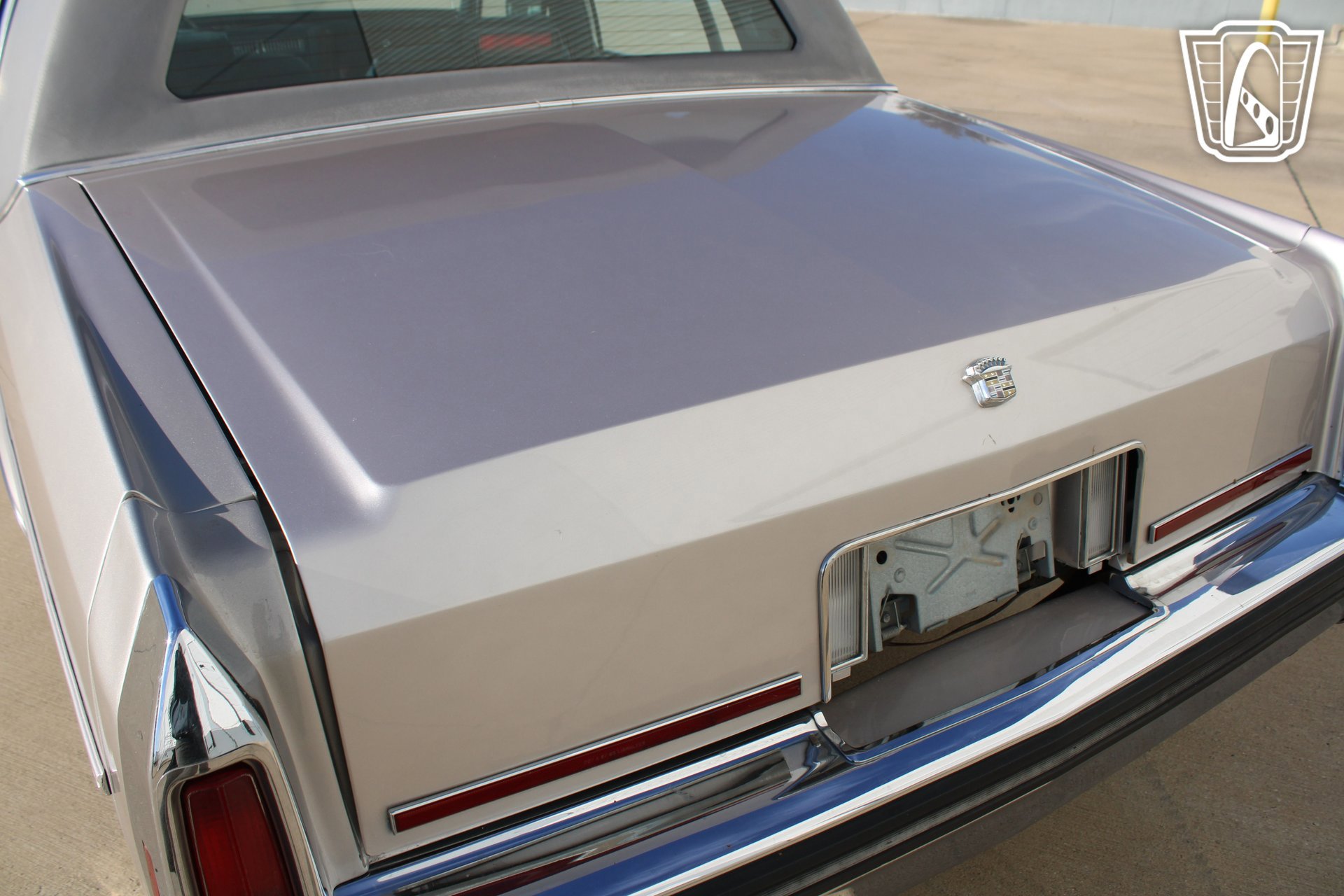 Used 1987 Cadillac Brougham image 39