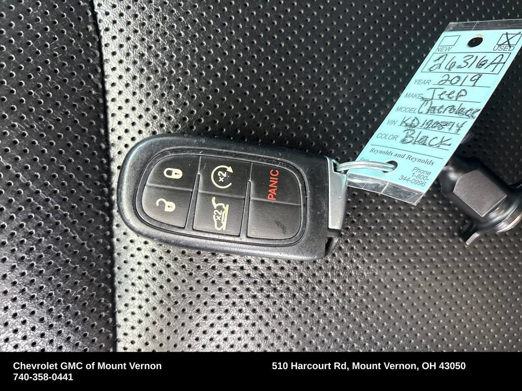 Used 2019 Jeep Cherokee Limited AWD/4WD image 29