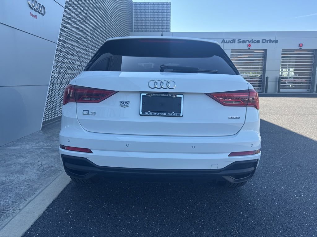 Used 2025 Audi Q3 2.0T Premium w/ Convenience Package AWD/4WD image 8