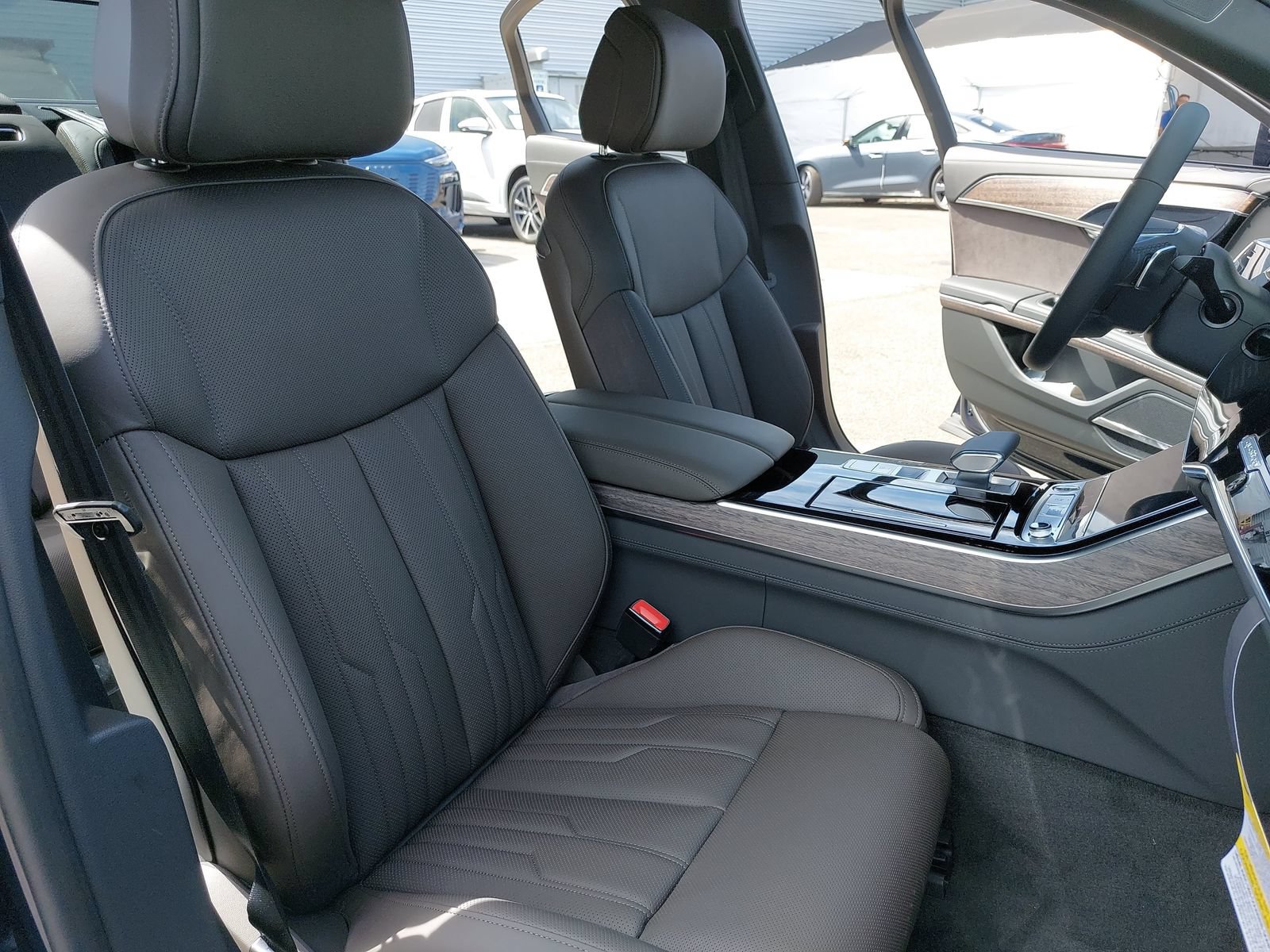 New 2026 Audi A8 L 3.0T AWD/4WD image 10