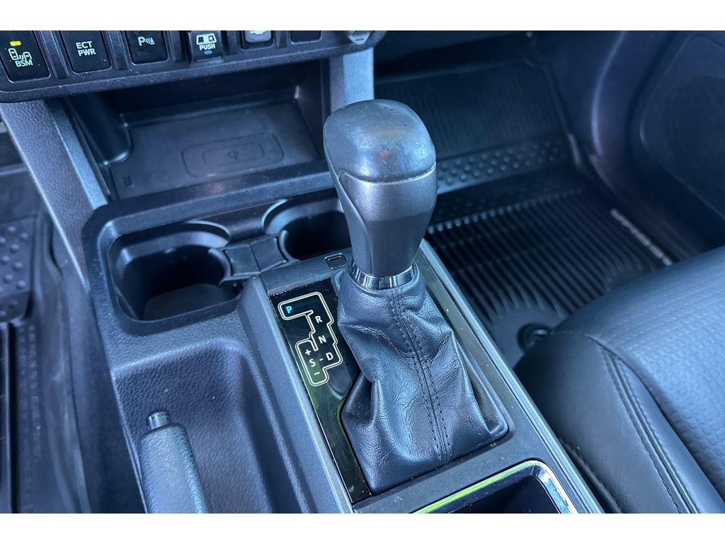 Used 2018 Toyota Tacoma TRD Sport w/ TRD Premium Sport Package image 24