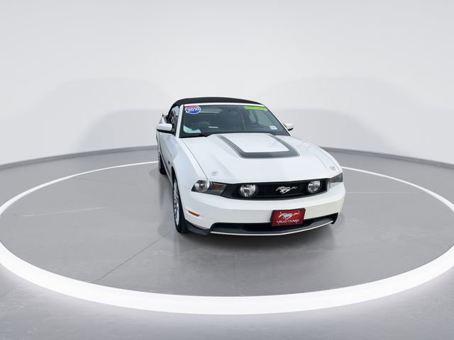 Used 2010 Ford Mustang GT image 1