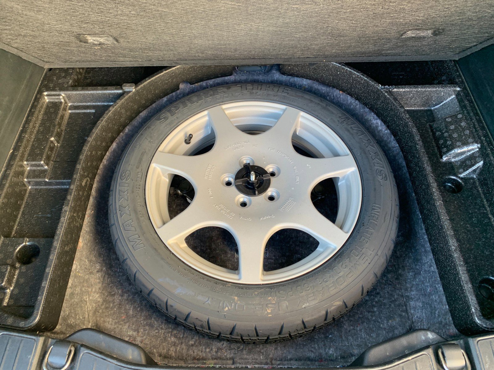 Used 2020 Ford Escape SEL image 10