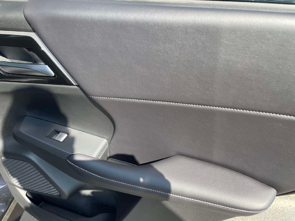 New 2026 Nissan Rogue SL AWD/4WD image 11