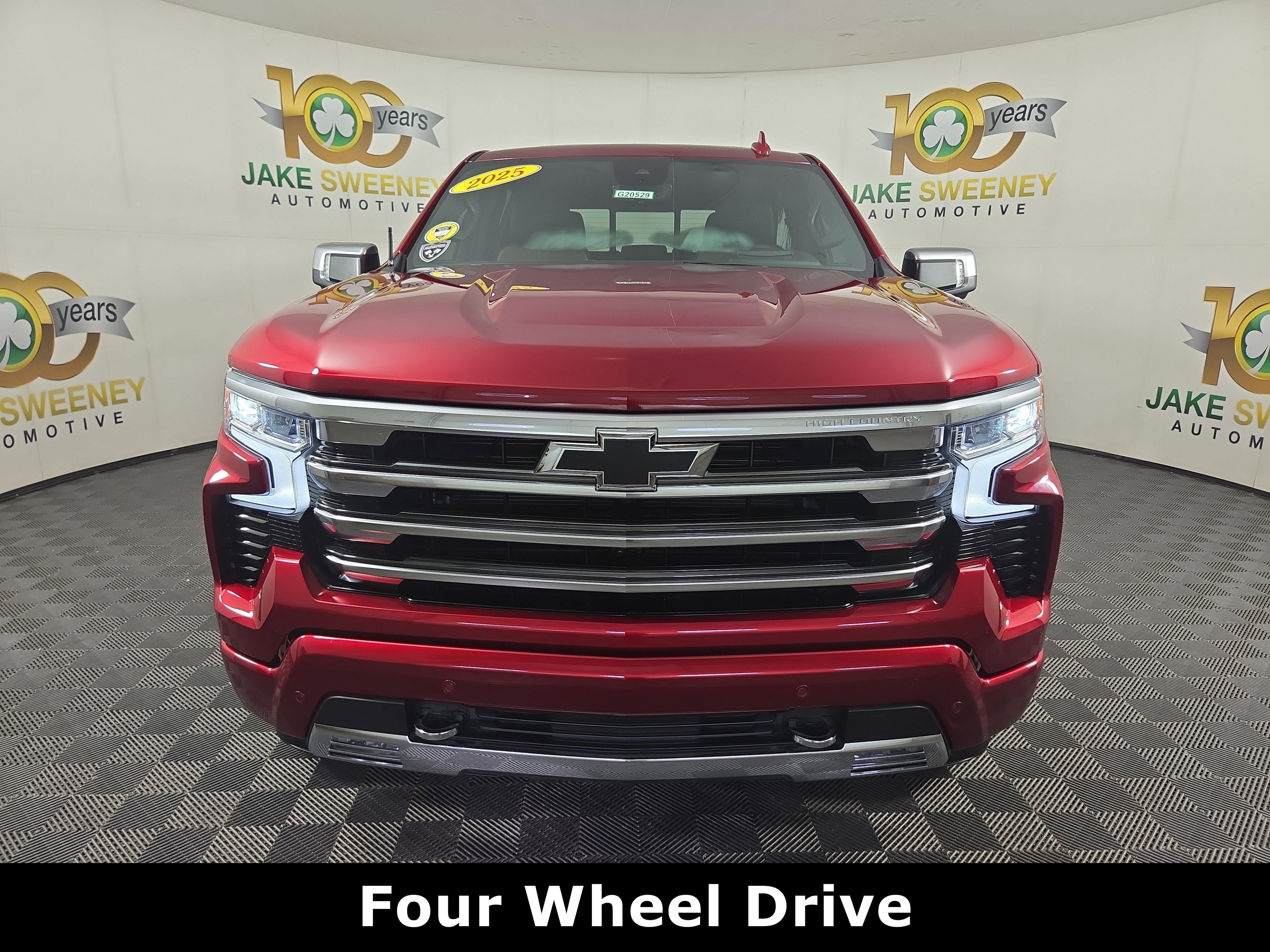 Certified 2025 Chevrolet Silverado 1500 High Country w/ Technology Package AWD/4WD image 2