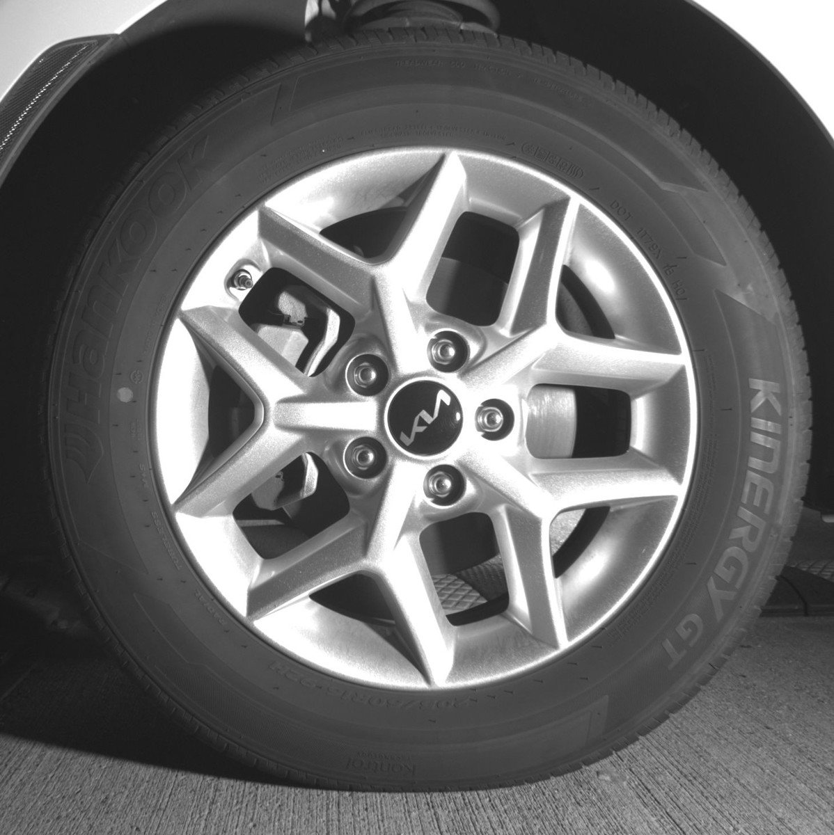 Used 2025 Kia Soul LX w/ LX Technology Package FWD image 12
