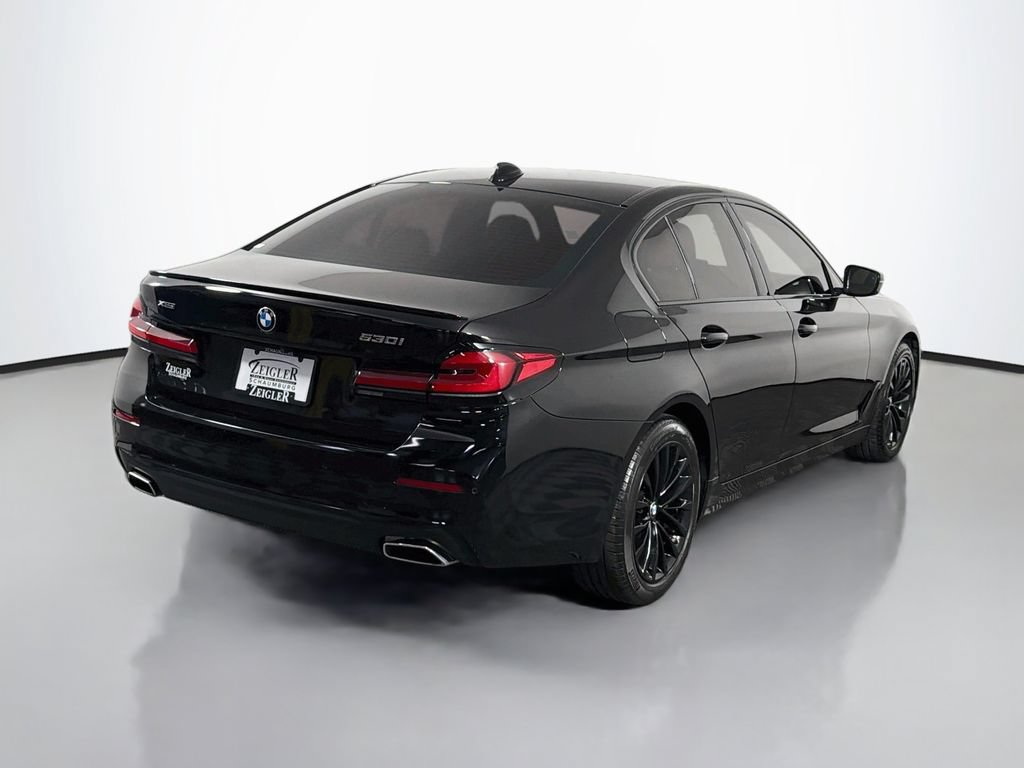 Used 2023 BMW 530i xDrive w/ Premium Package AWD/4WD image 7