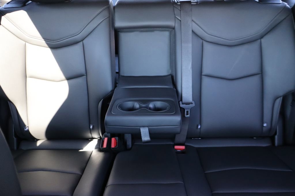 Used 2025 Cadillac XT5 Luxury AWD/4WD image 35