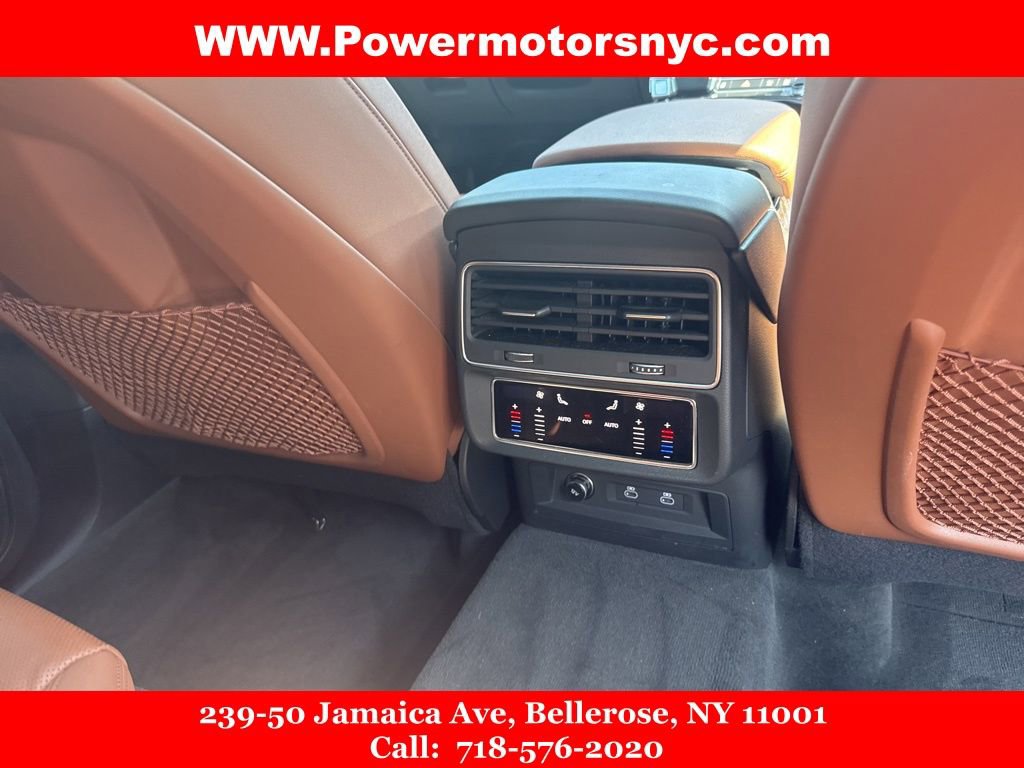 Used 2022 Audi Q8 Premium Plus w/ Premium Plus Package image 20