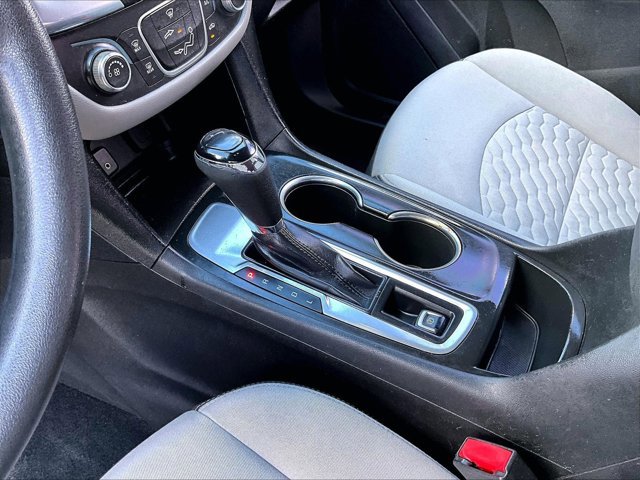 Used 2018 Chevrolet Equinox LS image 15