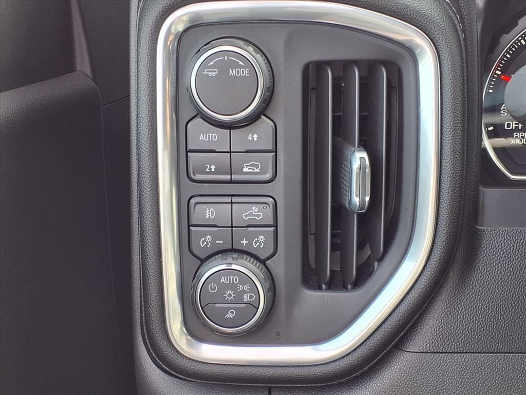 Used 2021 Chevrolet Silverado 1500 LTZ image 10