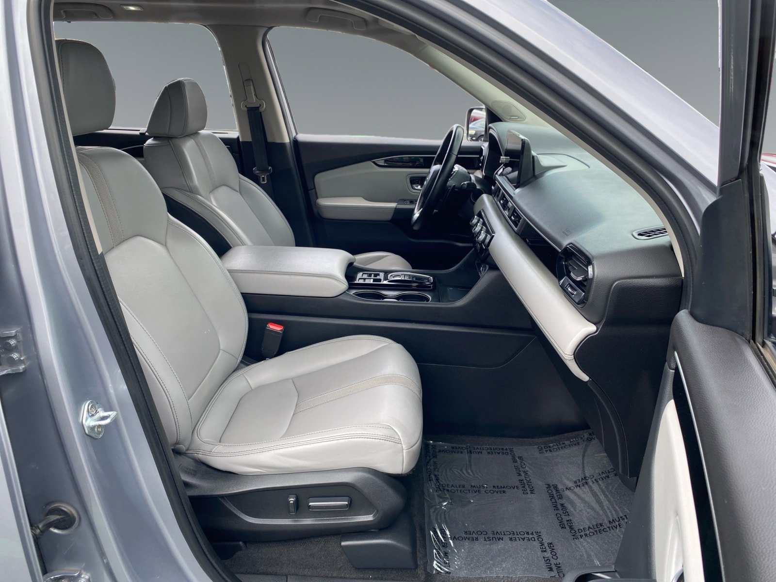 Used 2023 Honda Pilot Touring image 15