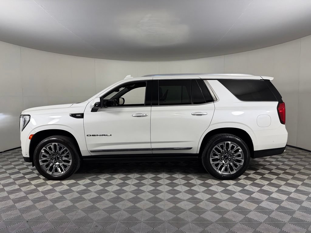 Used 2023 GMC Yukon Denali Ultimate AWD/4WD image 10
