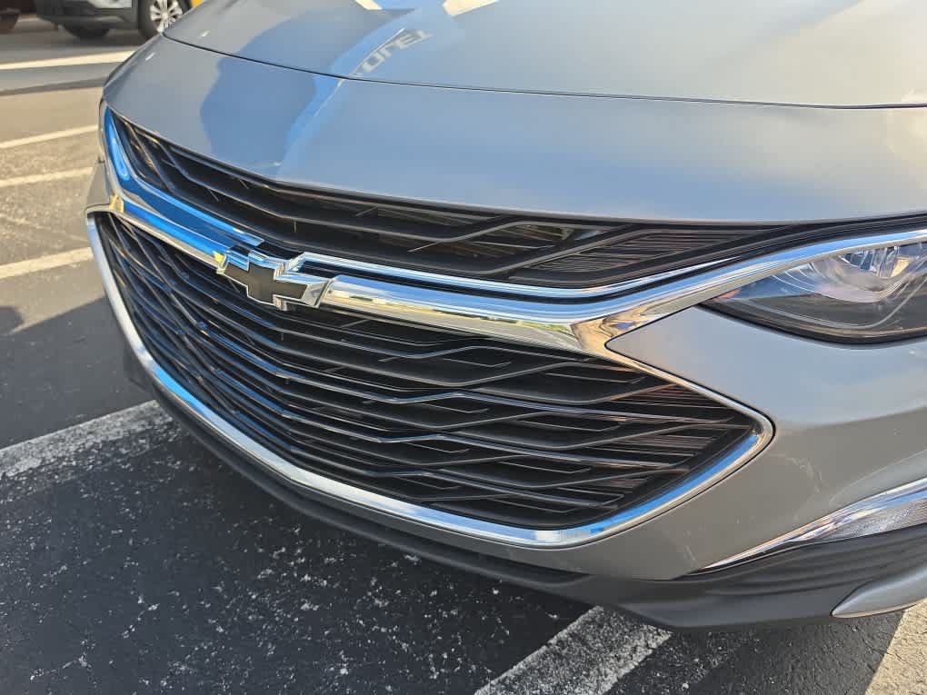 Used 2024 Chevrolet Malibu RS FWD image 9