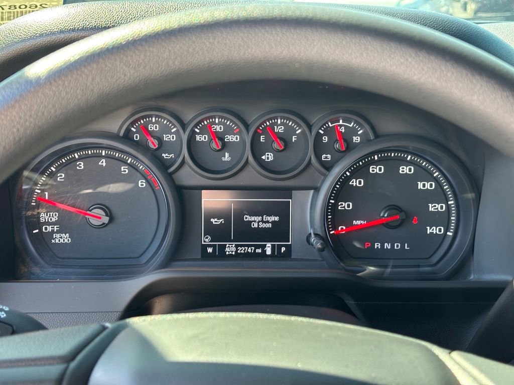Used 2025 Chevrolet Silverado 1500 Custom image 15