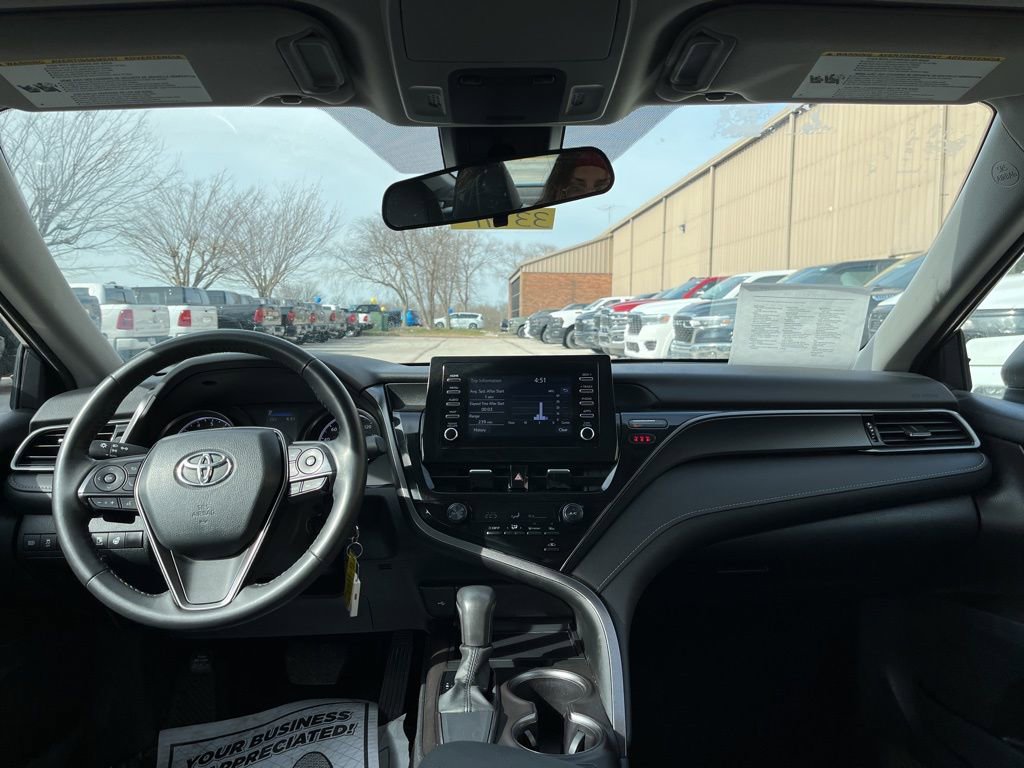 Used 2024 Toyota Camry SE image 22