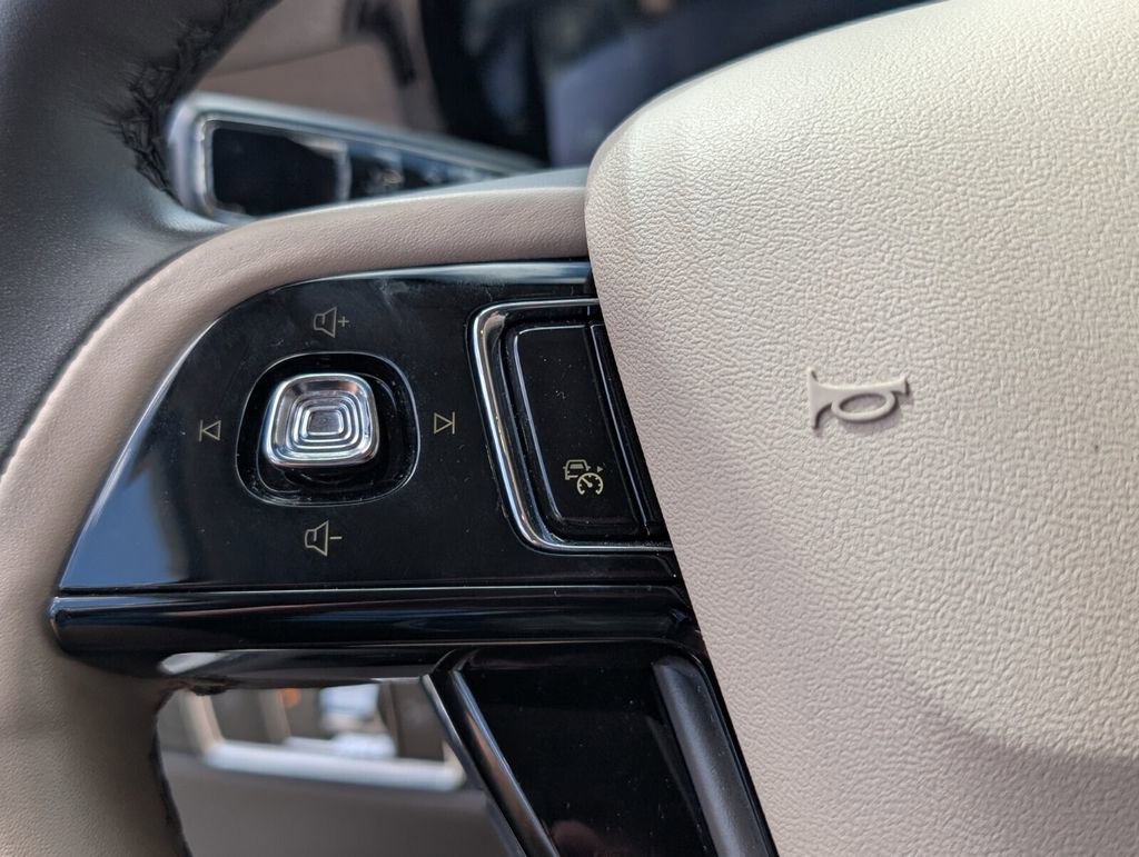 Used 2024 Lincoln Corsair Reserve image 21