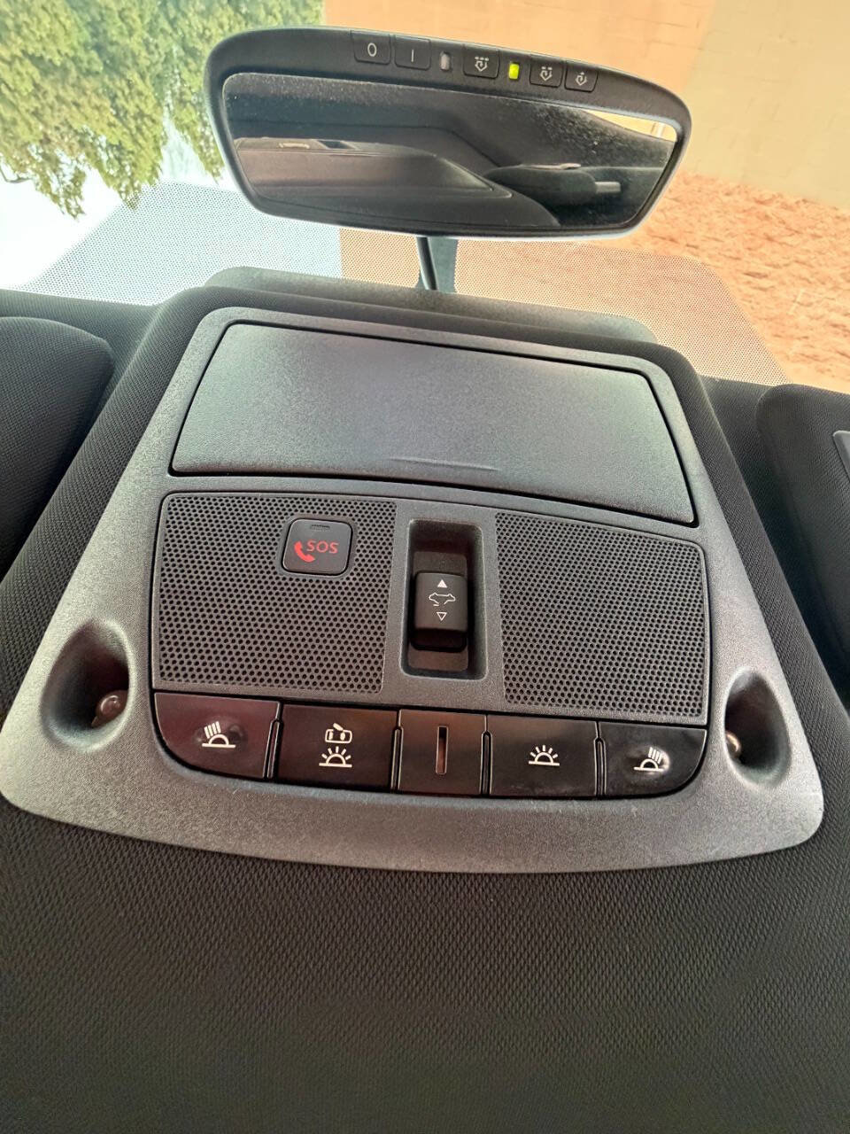 Used 2017 INFINITI Q60 Red Sport 400 image 46