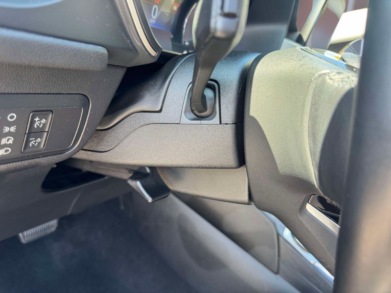 Used 2022 Ford Escape SEL image 16