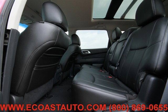 Used 2013 Nissan Pathfinder SL w/ SL Premium Pkg FWD image 10