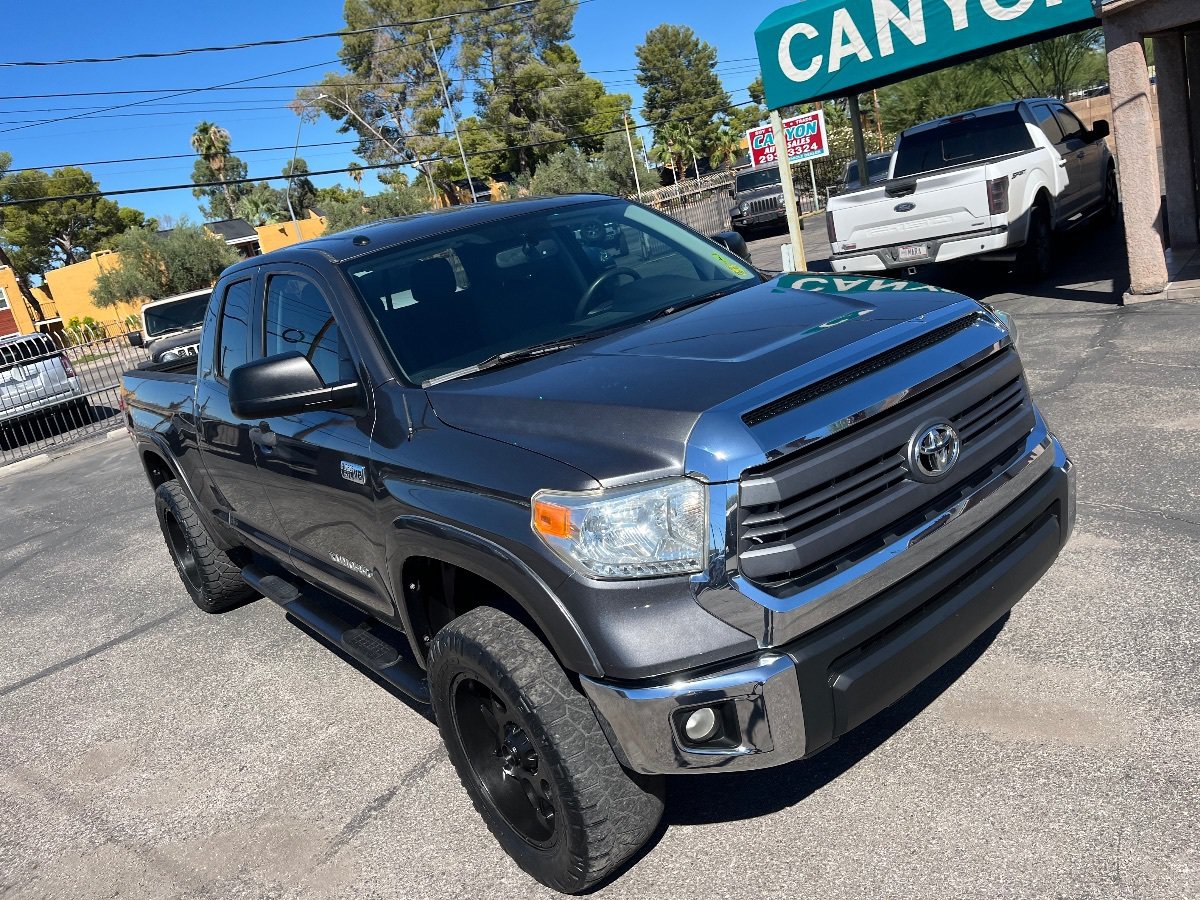 Used 2014 Toyota Tundra SR5 w/ SR5 Upgrade Package AWD/4WD image 46