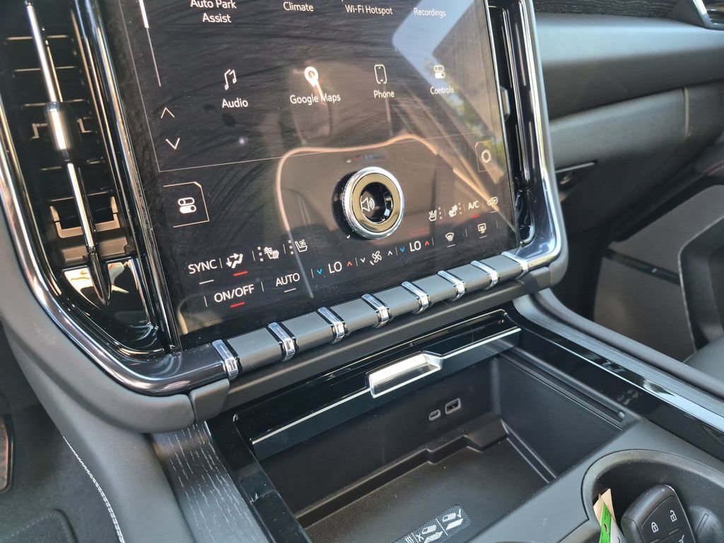 New 2026 GMC Yukon XL AT4 Ultimate AWD/4WD image 29