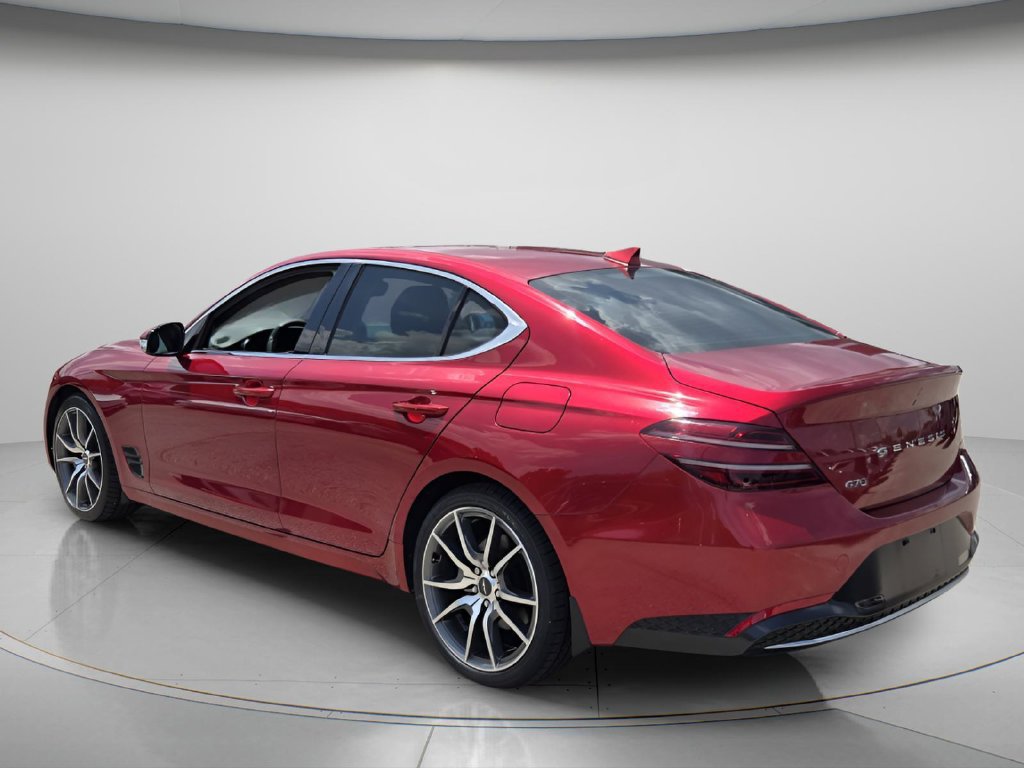 Used 2023 Genesis G70 2.0T RWD image 8