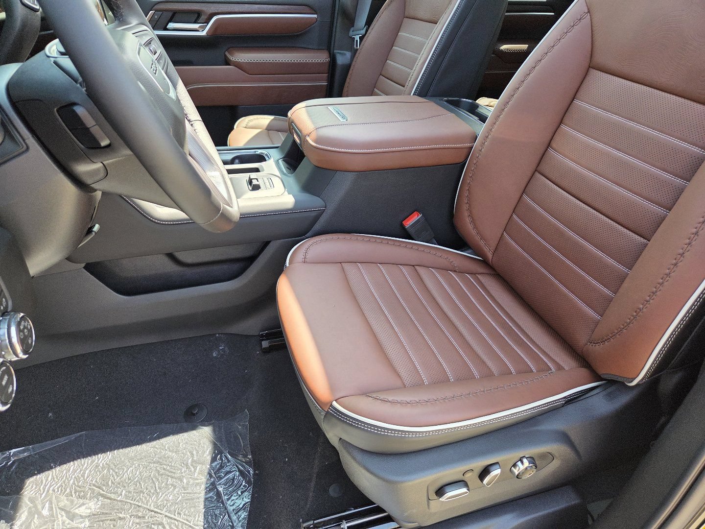 New 2026 GMC Sierra 3500 Denali Ultimate AWD/4WD image 31