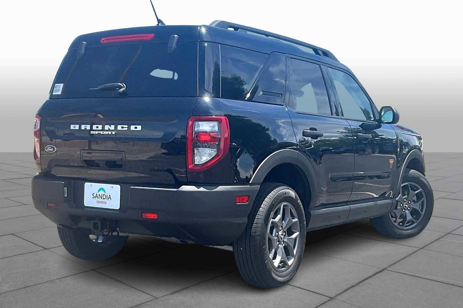 Used 2022 Ford Bronco Sport Badlands AWD/4WD image 13