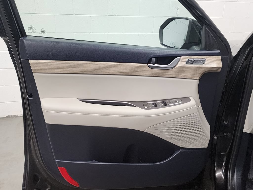 Used 2022 Hyundai Palisade SEL w/ Premium Package AWD/4WD image 9