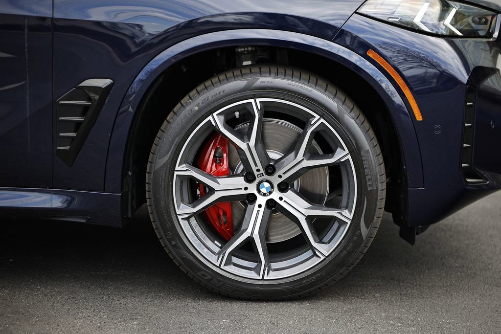 New 2026 BMW X5 xDrive50e w/ Executive Package image 5